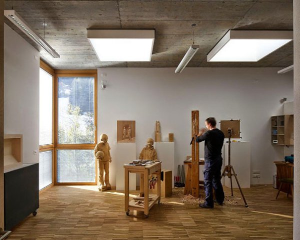 Художник создаёт удивительно реалистичные деревянные скульптуры