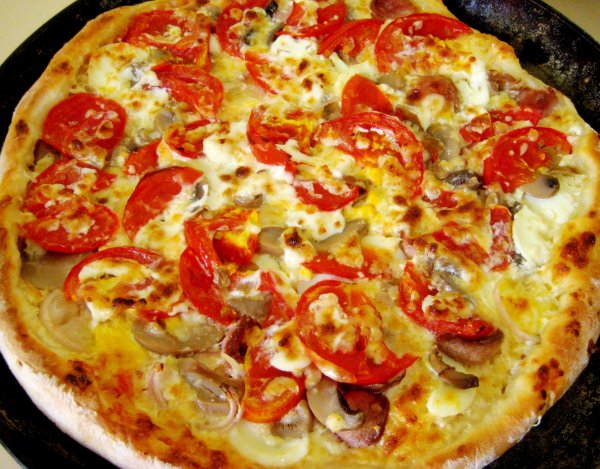 Рецепт мясной и классической пиццы (на тонком и толстом тесте)