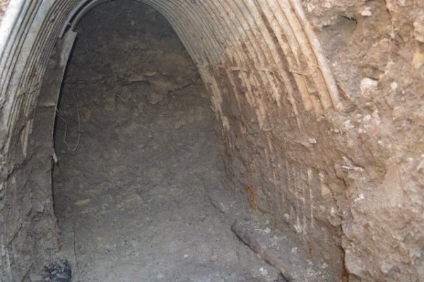 Раскопки немецкого подземного укрытия на Миус-фронте